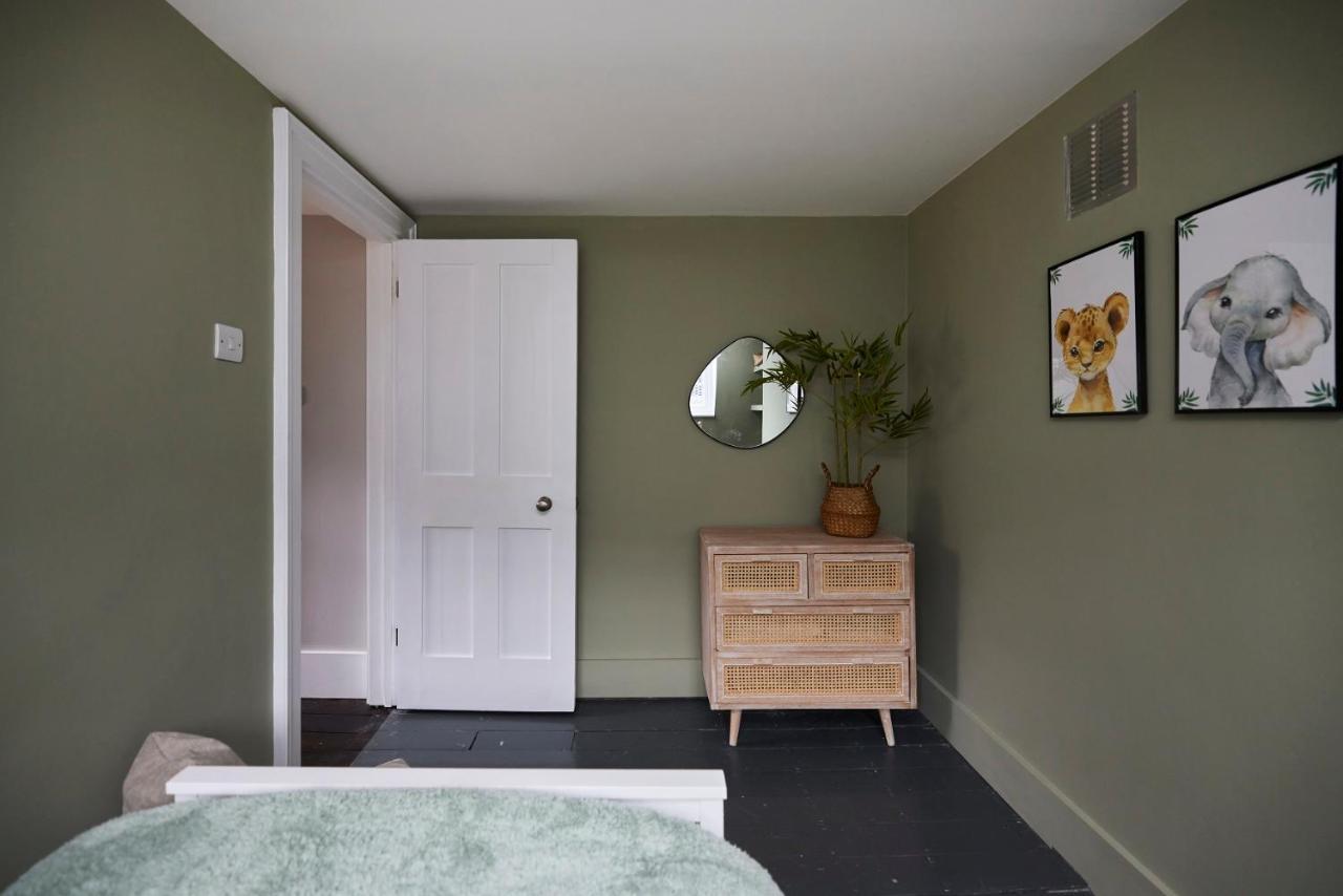 Apartamento The Southwark Townhouse - Adorable 3Bdr House With Garden Londres Exterior foto